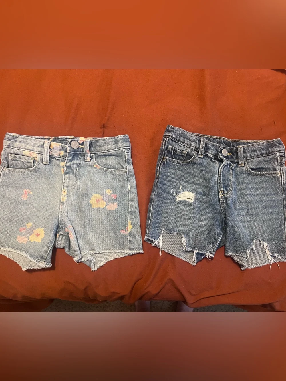 Old navy size 5 toddler girl blue Jean shorts